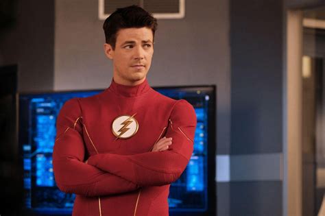 the flash season chanel